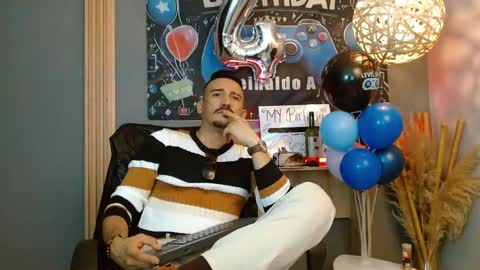   REIKO  online show from April 18, 3:13 pm