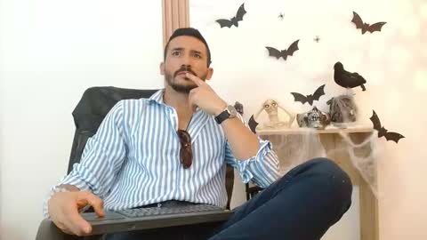   REIKO  online show from October 7, 3:38 pm