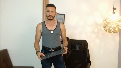   REIKO  online show from February 13, 7:10 pm