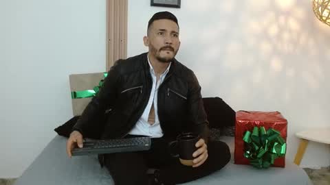   REIKO  online show from December 26, 8:21 pm