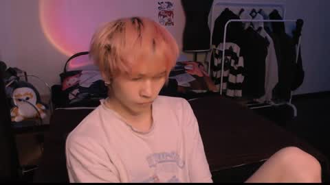 rennuts online show from April 29, 10:31 am