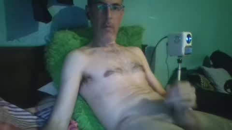 reyes_albert2006 online show from March 2, 6:25 am