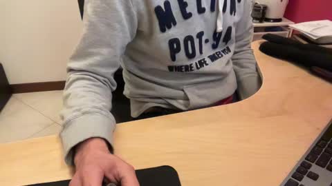 riccardofortis online show from March 5, 5:29 pm