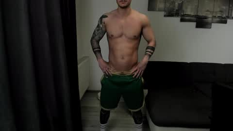 RichardDarell online show from April 7, 5:40 am