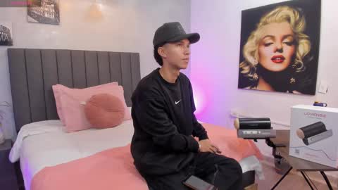 Ricky Backus online show from February 11, 11:21 am