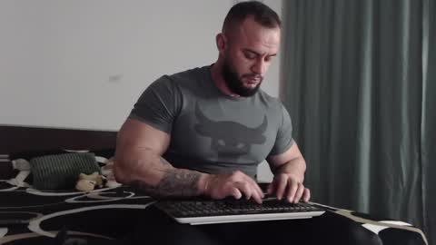 rickymiami1 online show from December 7, 3:52 pm