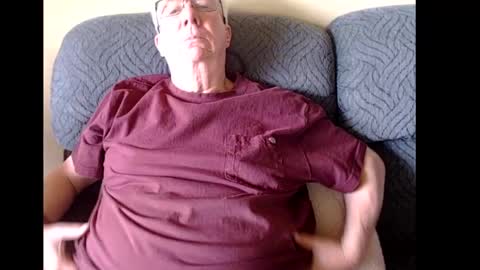 Snapshot of rk504 chatting on March 11, 1:05 am Ron online show from March 11, 1:05 am