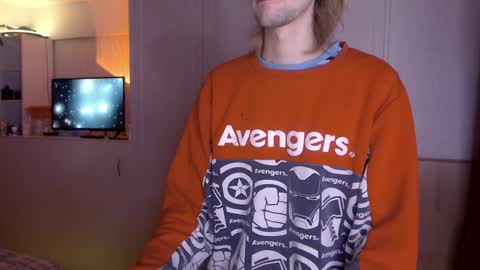 Snapshot of rly_jax chatting on December 7, 3:41 pm Mikey online show from December 7, 3:41 pm