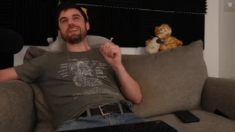 Ryan aka KeylimeRy online show from April 1, 1:41 pm