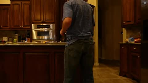 Ryan aka KeylimeRy online show from April 9, 6:19 am