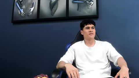 Roan Birkin online show from October 9, 9:09 pm