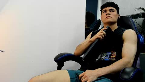 Roan Birkin online show from October 1, 9:19 pm