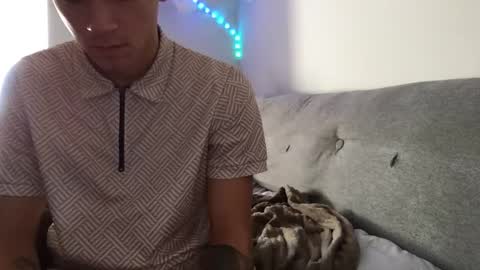 RoastingCorn online show from January 3, 10:29 pm