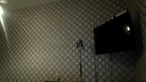 rob18997 online show from February 10, 6:12 pm