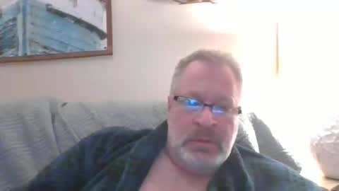 rob872217 online show from December 30, 2:53 am