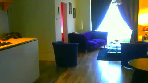 rober10000 online show from December 5, 9:27 am