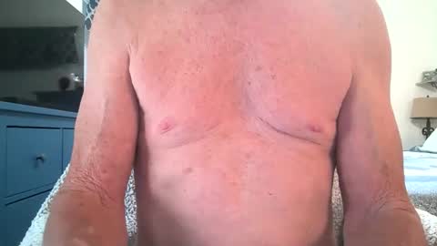 robert online show from October 5, 8:02 pm