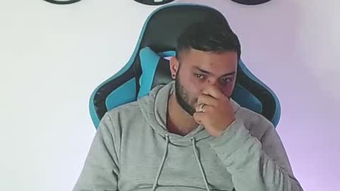 Stiven - online show from December 19, 7:38 am