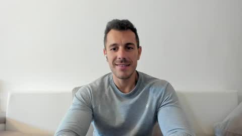 roberto4ever online show from April 18, 11:22 am