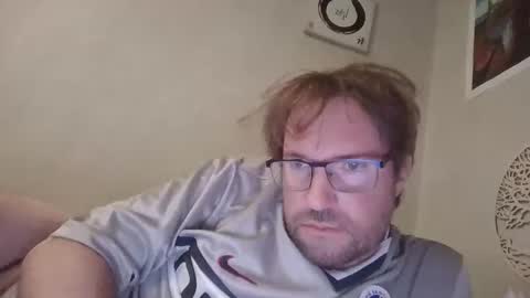 robinouhot online show from March 6, 2:41 am