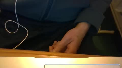 Roger online show from December 5, 4:58 pm