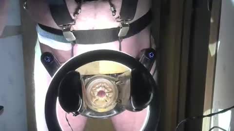 Robodickmilker online show from April 14, 1:38 am