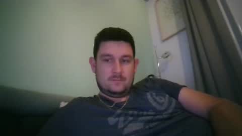 Robin online show from October 5, 9:08 pm