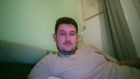 Robin online show from October 13, 9:10 pm