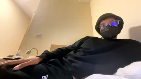 rocc69420 online show from December 3, 12:22 am