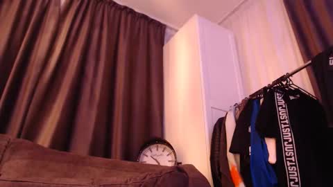 roccoomuscles online show from October 24, 8:21 pm