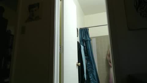 rockydanger online show from December 3, 6:36 pm