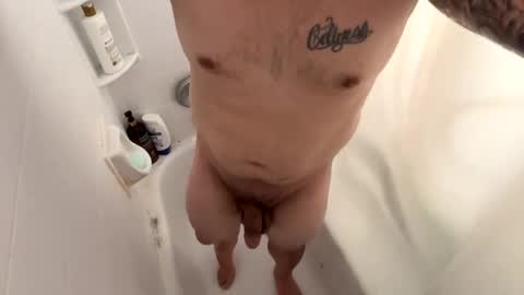 roddy_pipeher215 online show from October 13, 8:31 am