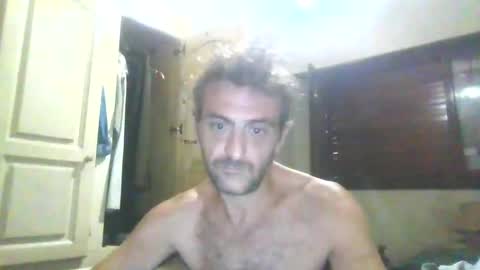 rodrigomolero1982 online show from March 5, 11:34 pm