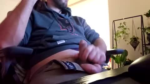 rogervalentinee online show from February 1, 3:27 am