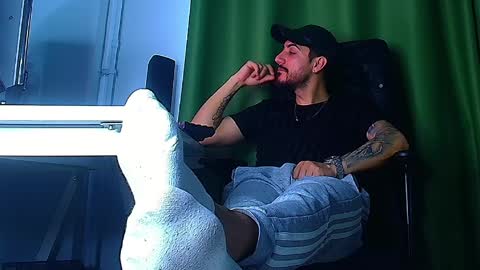 romaniamaster1 online show from April 1, 6:26 am