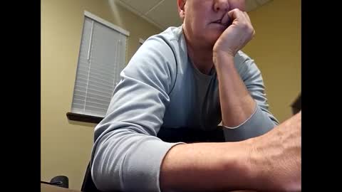 romanteeks online show from December 8, 1:13 am