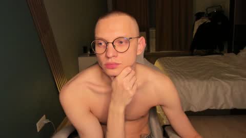 Romeo online show from January 19, 10:39 pm