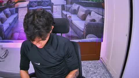 Romeo online show from October 1, 7:40 pm