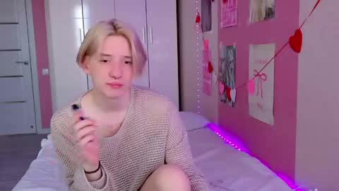 Ron online show from April 22, 6:08 am