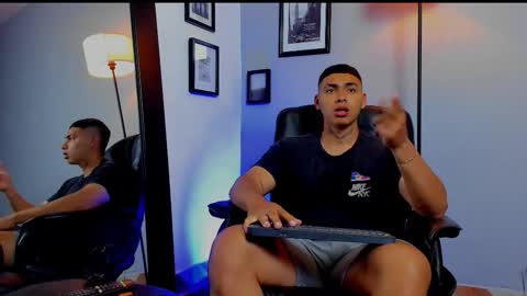 RonnieCanford online show from March 15, 8:26 pm