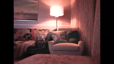 ronvlv online show from October 12, 5:12 am