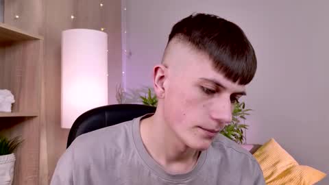 Rony online show from February 16, 7:23 pm