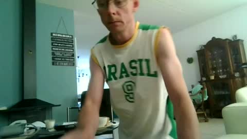 rororober online show from August 2, 12:47 pm