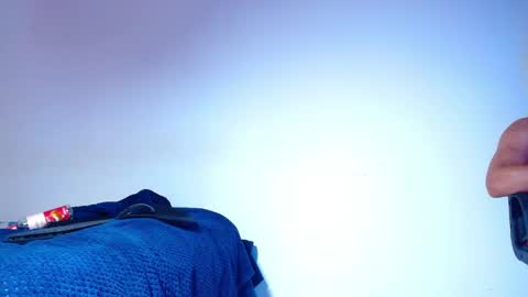 rowanboy23 online show from April 1, 6:49 pm