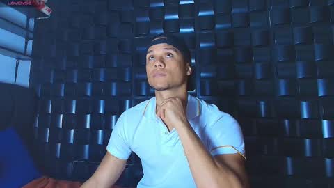 ANTONIO online show from January 9, 10:04 pm