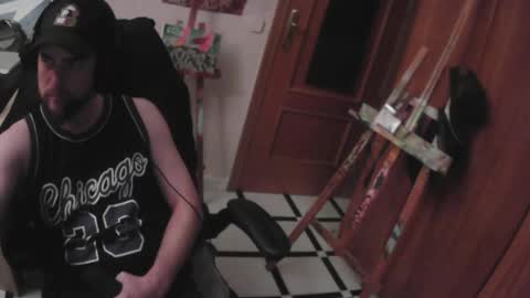 royer04 online show from November 23, 8:09 pm