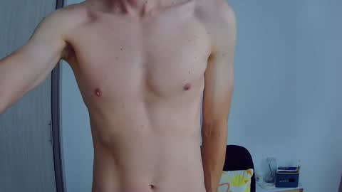 Roy online show from January 13, 2:43 pm