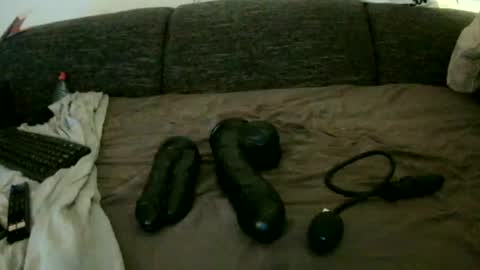 Snapshot of rudy25cm chatting on January 5, 8:52 pm nick online show from January 5, 8:52 pm