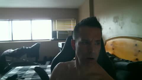 rustic_cuse_777 online show from October 24, 8:21 pm