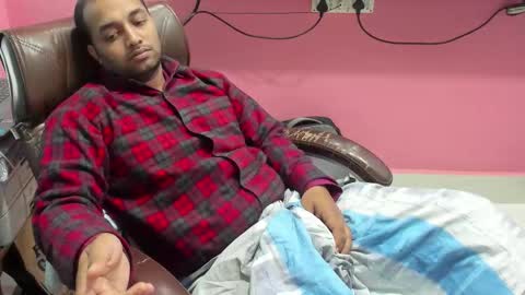 rwb17 online show from November 16, 1:13 pm